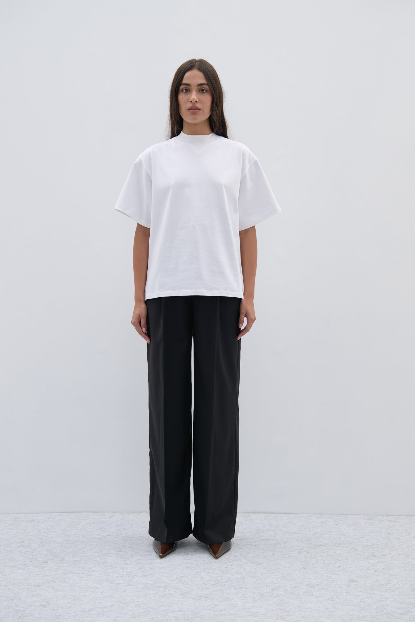 EARLY TEE