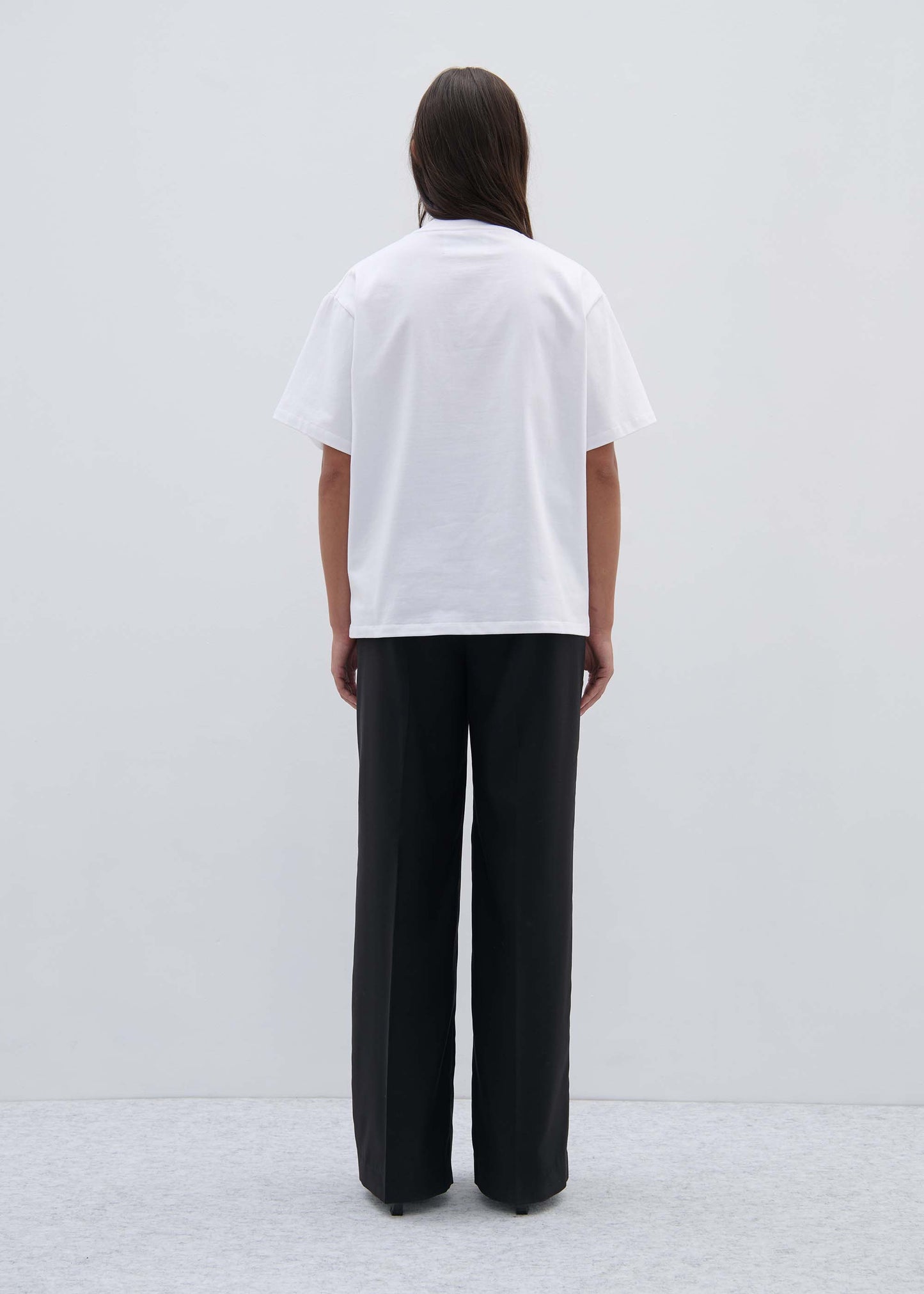 EARLY TEE