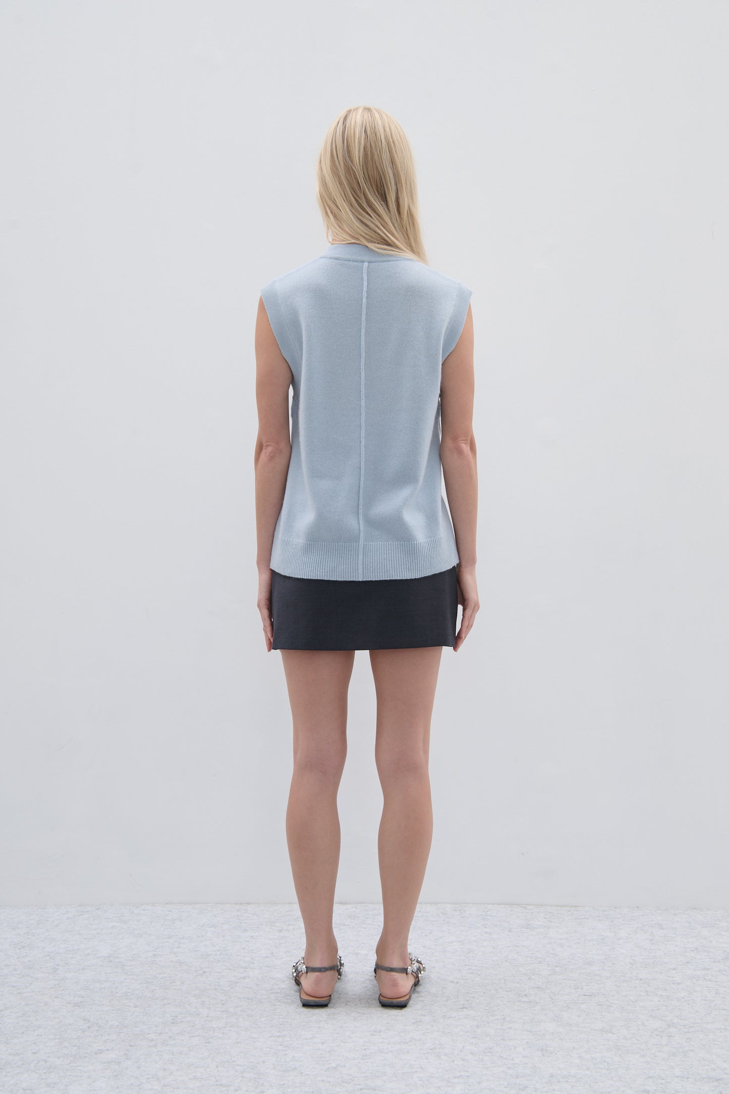 EASY VEST
