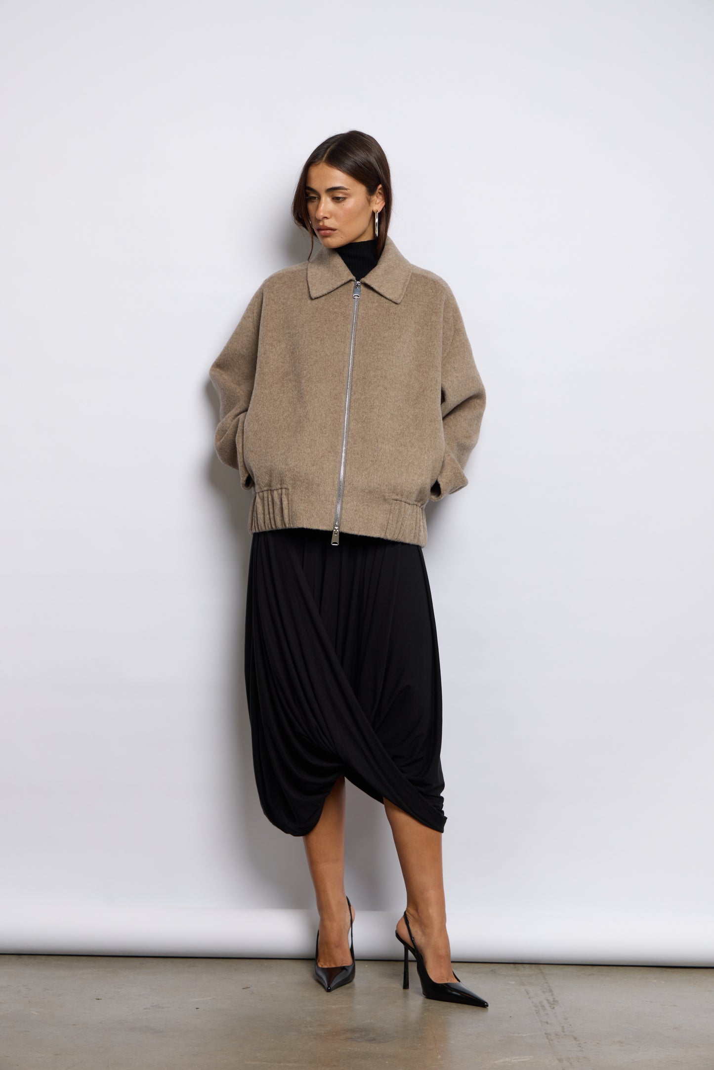 GLO BOMBER
