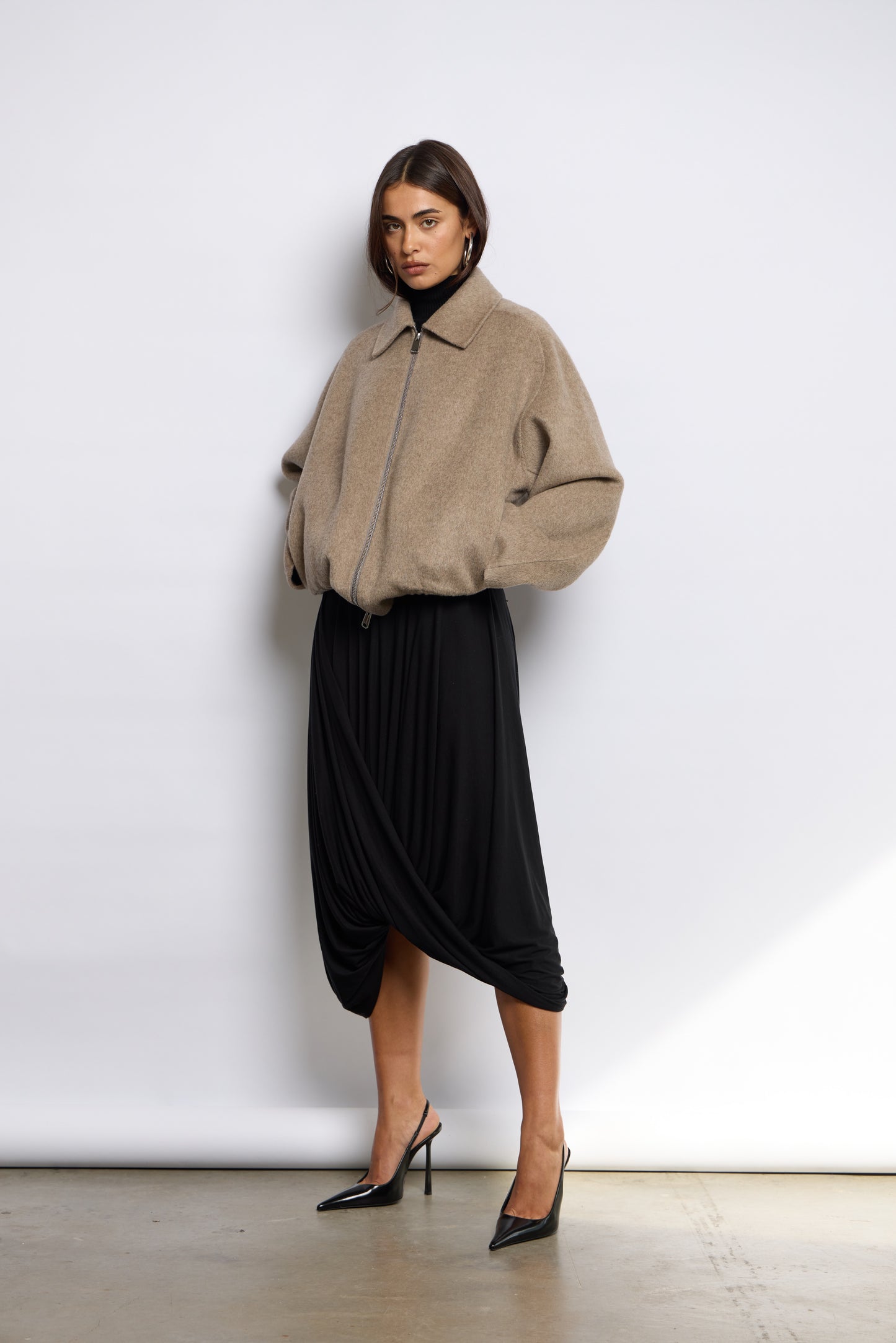 GLO BOMBER