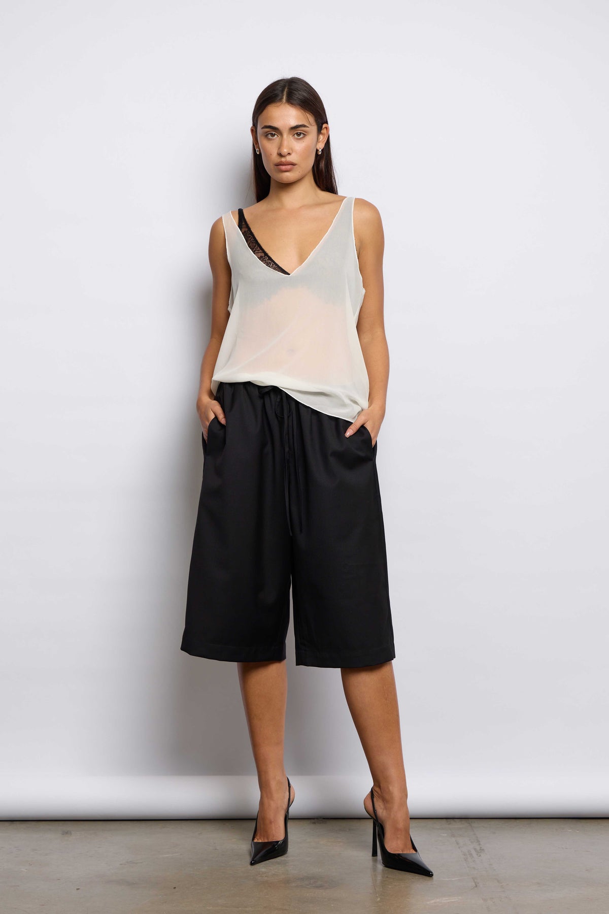 JUNE SHORT | BLACK