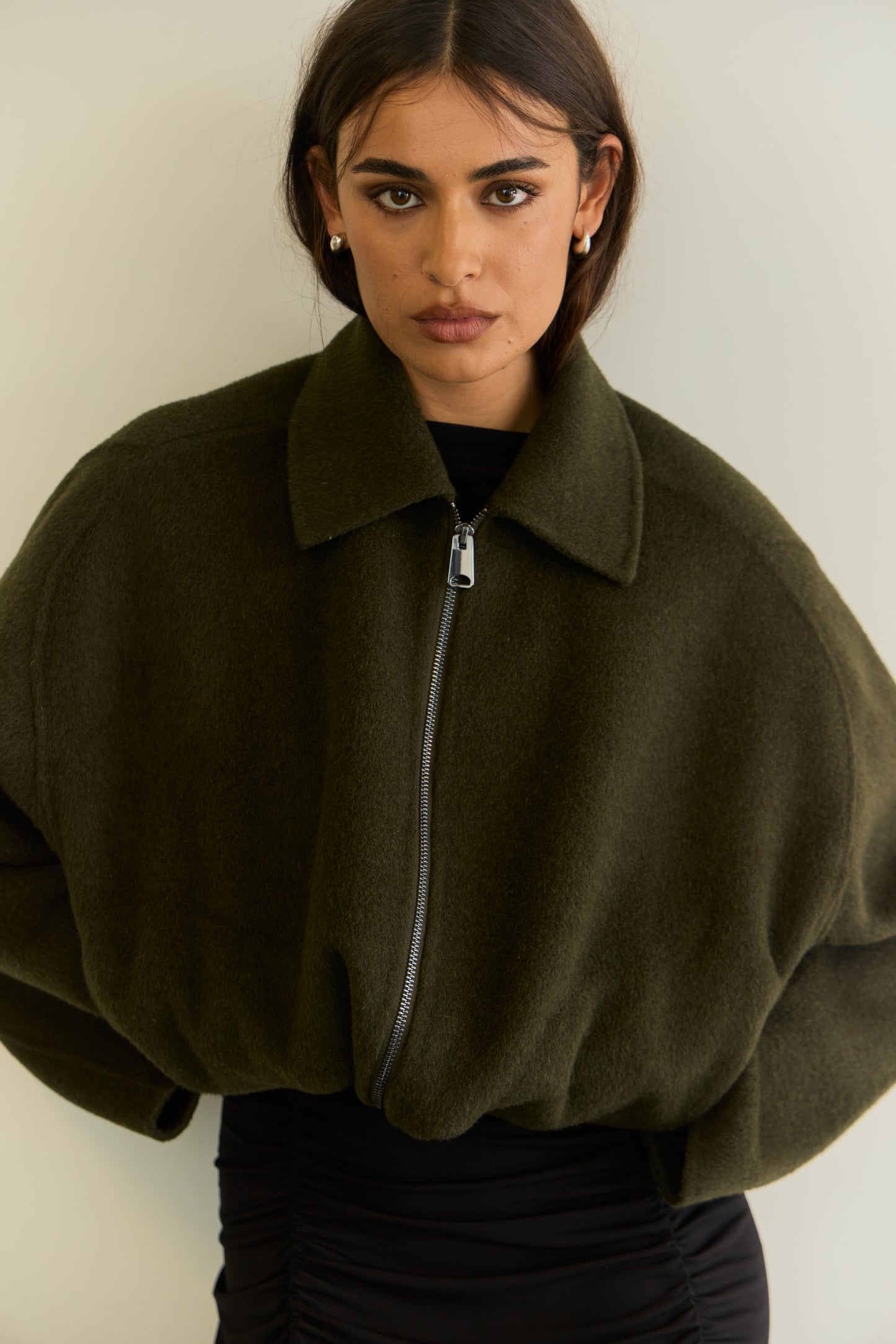 GLO BOMBER