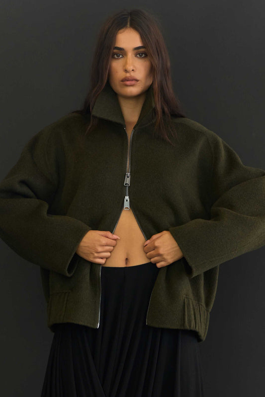 GLO BOMBER